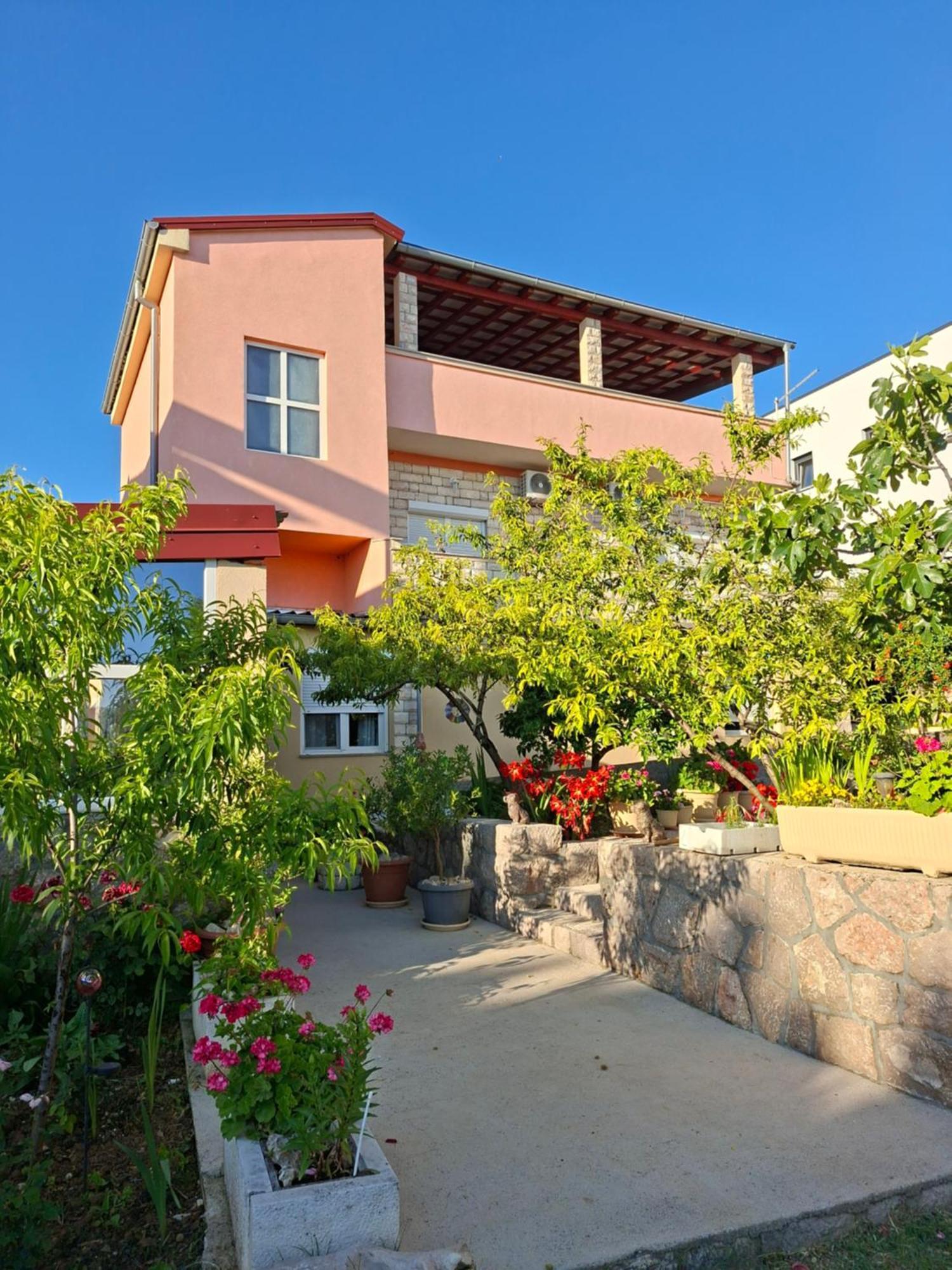 Apartmani Tomic Seline Exterior photo